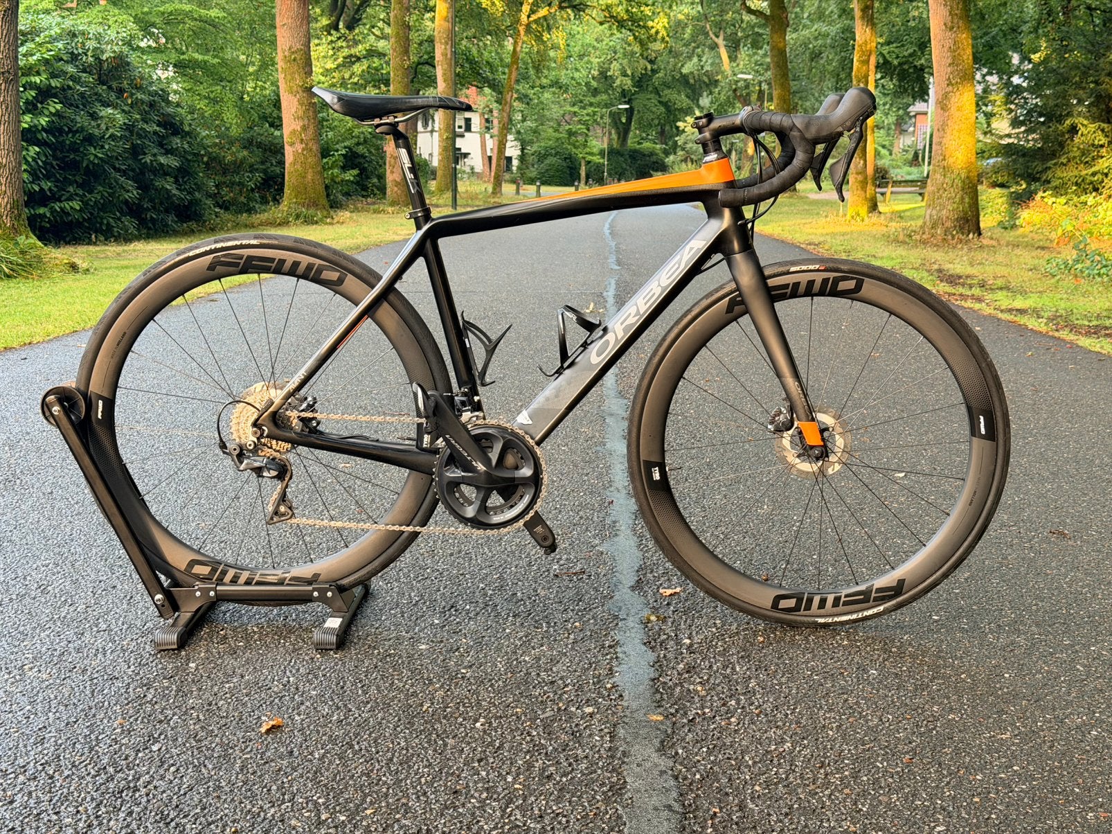 Orbea Avant M30 Carbon | Ultegra R8000 | 4iiii | FFWD Tyro, Fietsen en Brommers, Fietsen | Racefietsen, Carbon, Zo goed als nieuw