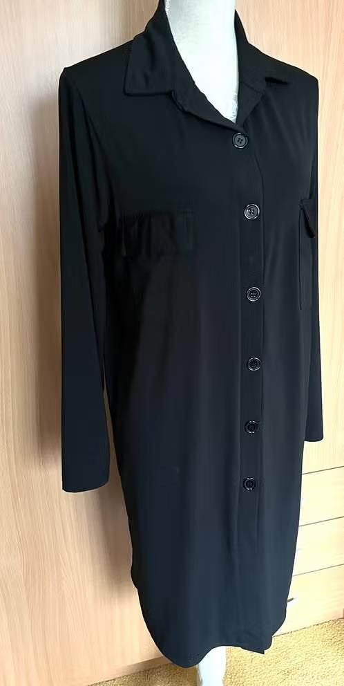 Maudd zwarte doorknoop jurk maat 42, Kleding | Dames, Zwart, Maat 42/44 (L), Ophalen of Verzenden, Zo goed als nieuw