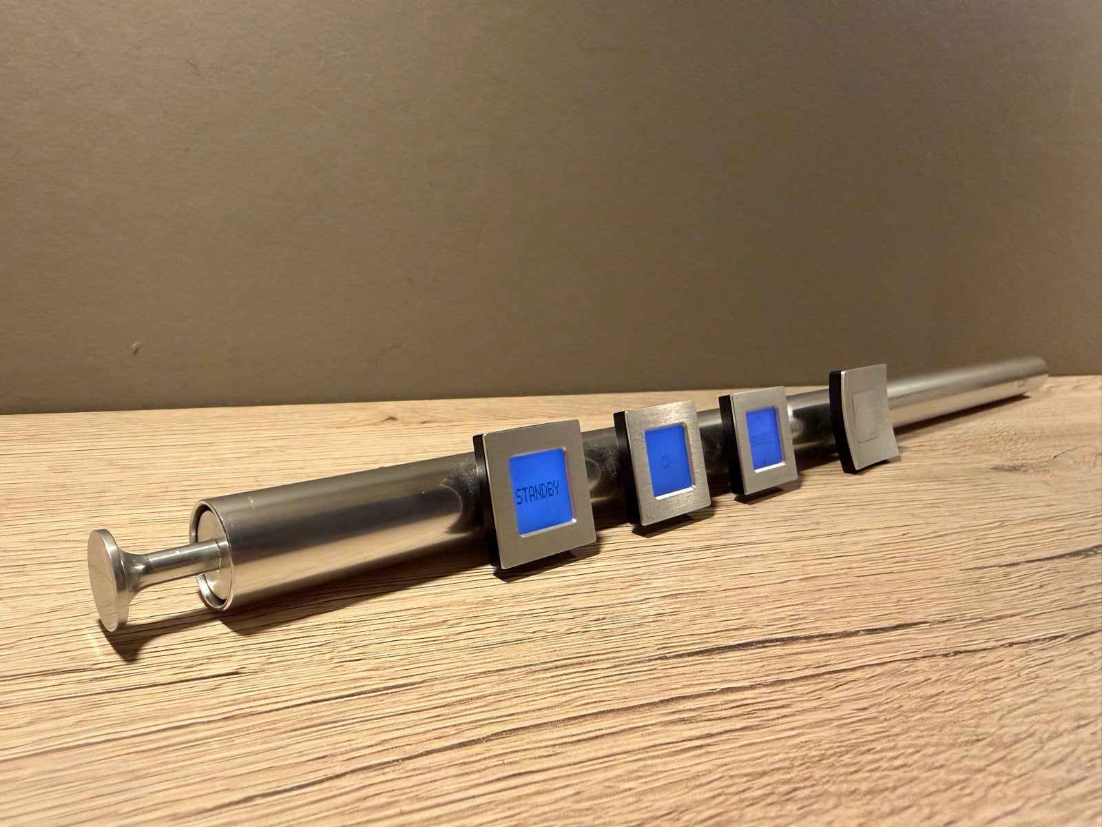 Bang & Olufsen Beotime - Stijlvolle Wekker/Timer, Witgoed en Apparatuur, Wekkers, Zo goed als nieuw, Digitaal, Ophalen of Verzenden