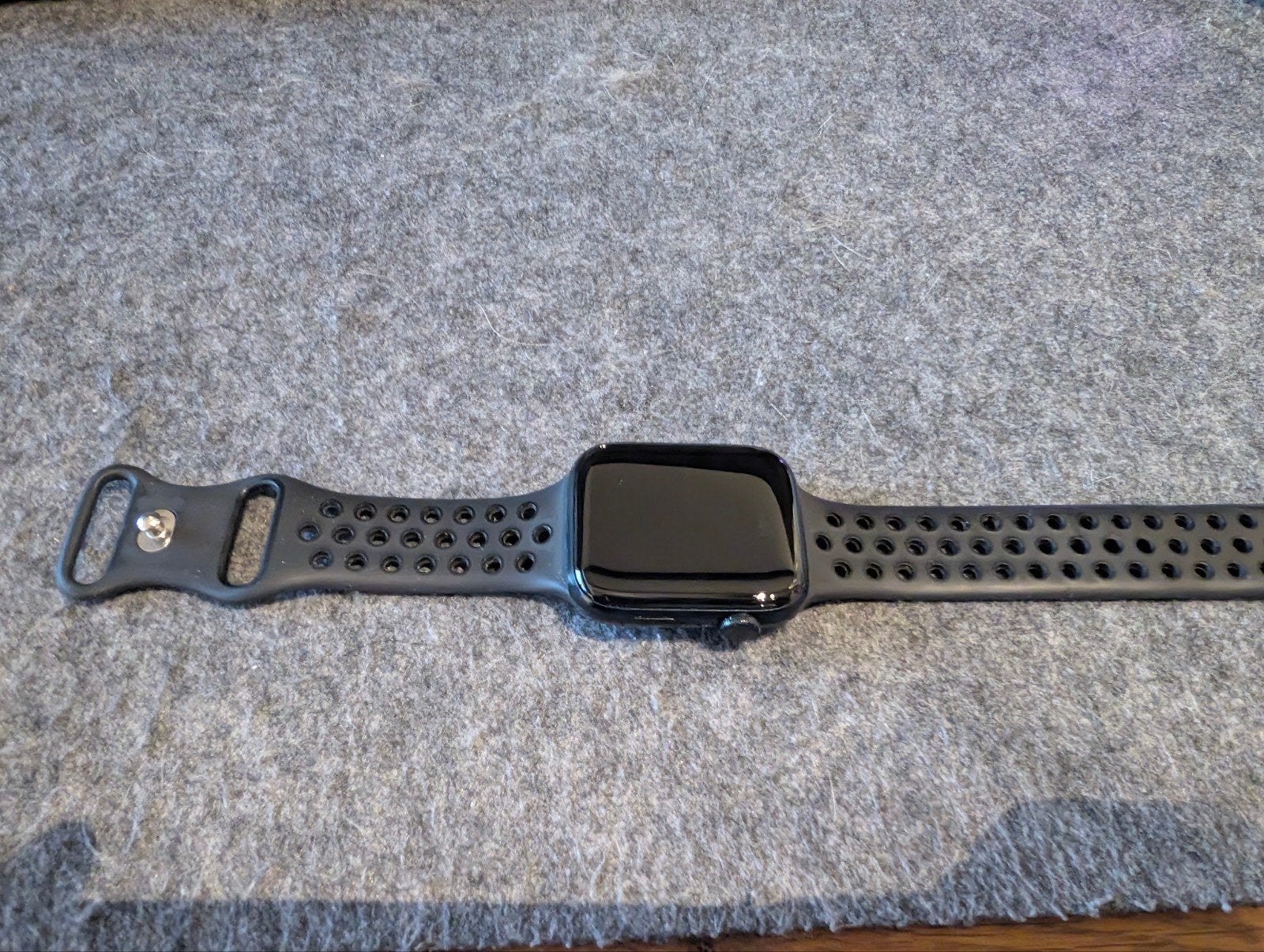 Apple Watch SE 2e gen Midnight 44mm - Krasloos scherm, Gebruikt, Zwart, IOS, Ophalen of Verzenden