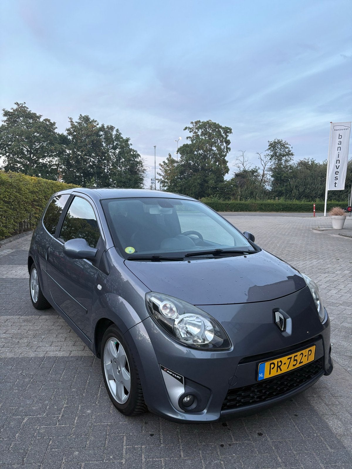 ZELDZAME Renault Twingo 1.2 Rip Curl /Cruise Contro/Topstaat, Auto's, Twingo, 919 kg, Zwart, Handgeschakeld