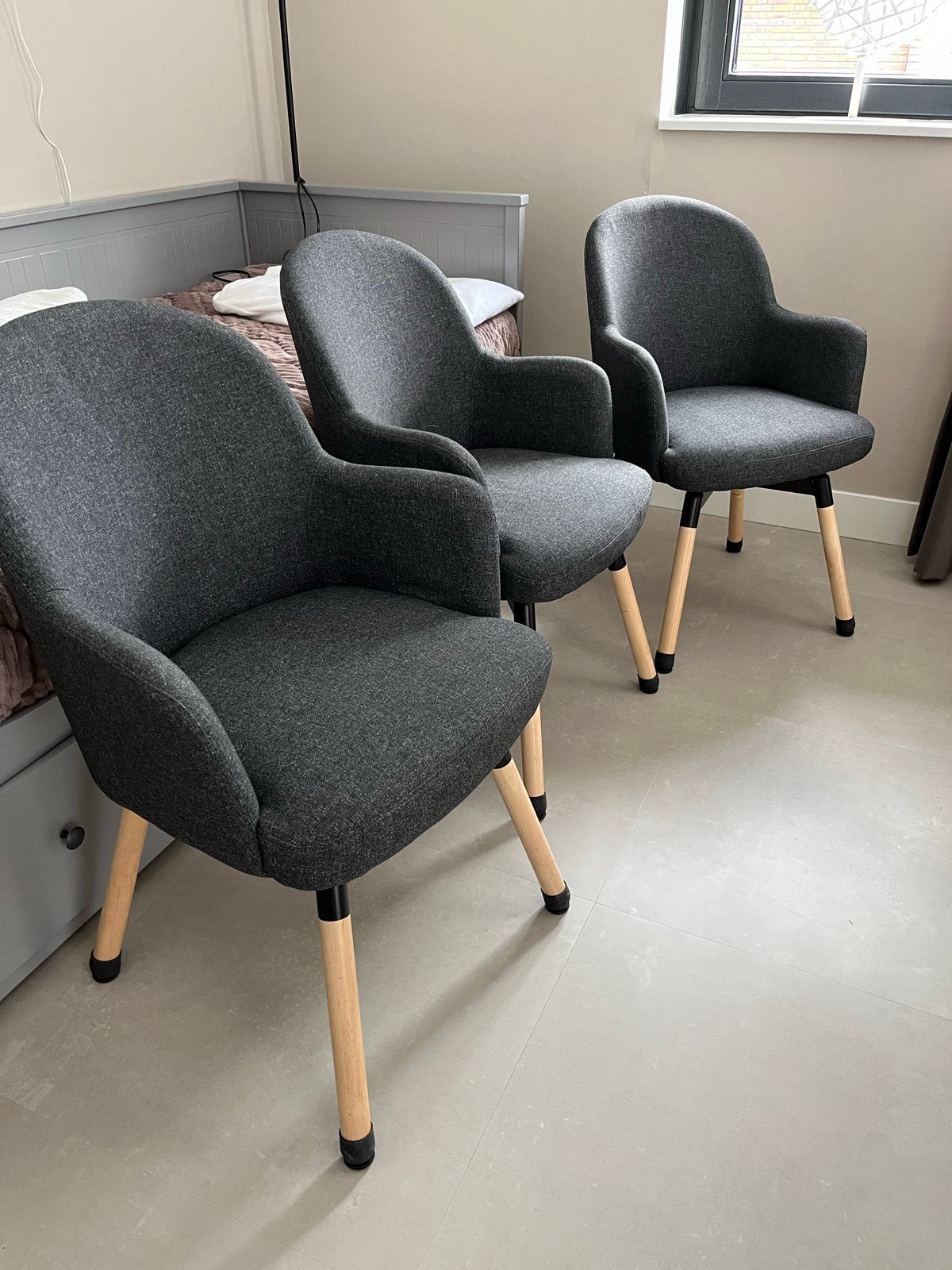 IKEA JANOLOF 3x Draaifauteuil Gunnared donkergrijs, Ophalen, Drie, Zo goed als nieuw, Stof