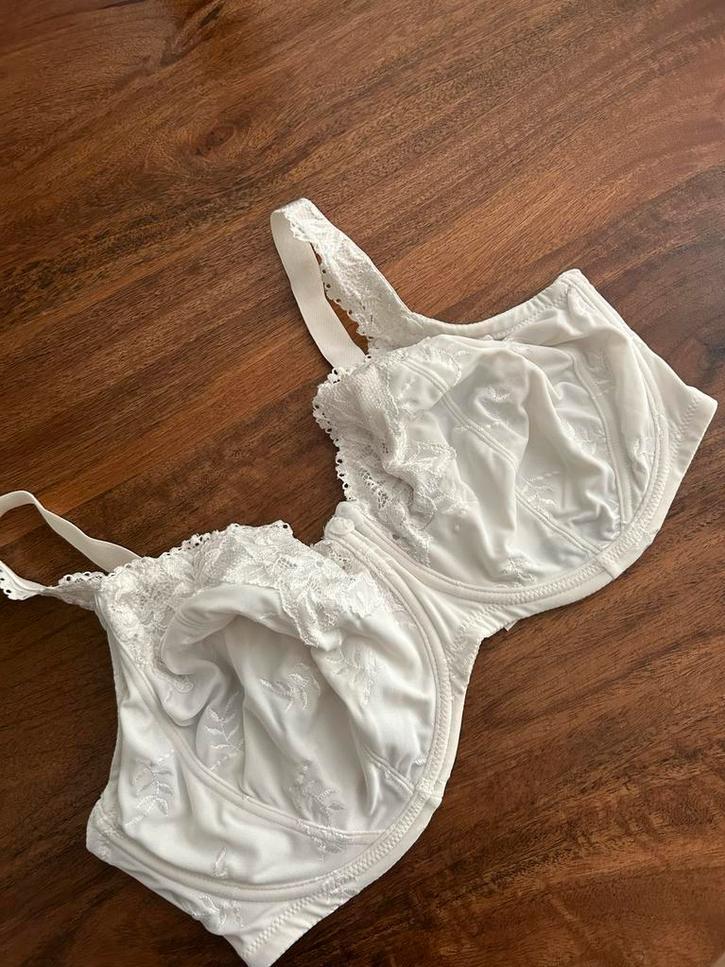 Femilet BH 90F wit, Kleding | Dames, Ophalen, Wit, BH