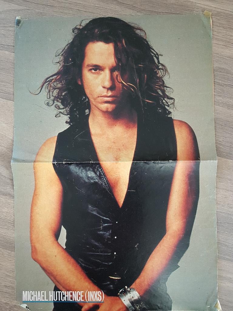 Mooie poster (A3) MICHAEL HUTCHENCE (INXS) (HITKRANT), Verzamelen, Posters, Gebruikt, Muziek, A1 t/m A3, Rechthoekig Staand, Ophalen of Verzenden
