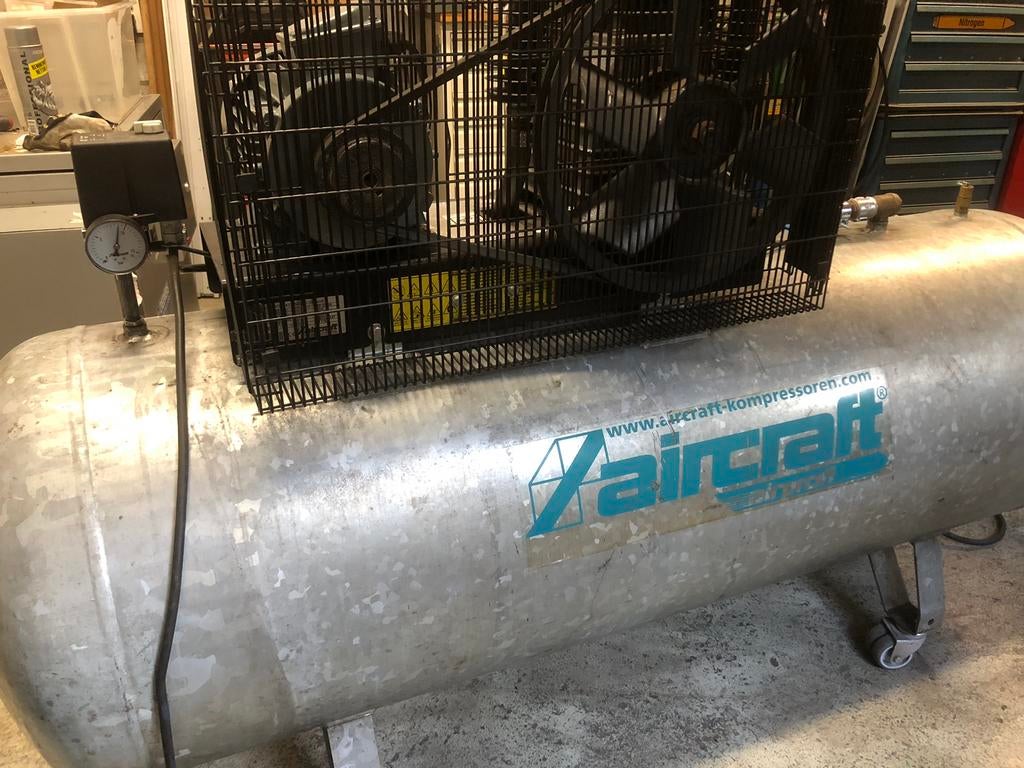 Compressor Aircraft 7.5 HP/500L Luchttank, Doe-het-zelf en Verbouw, Compressors, 100 liter of meer, Ophalen, Zo goed als nieuw