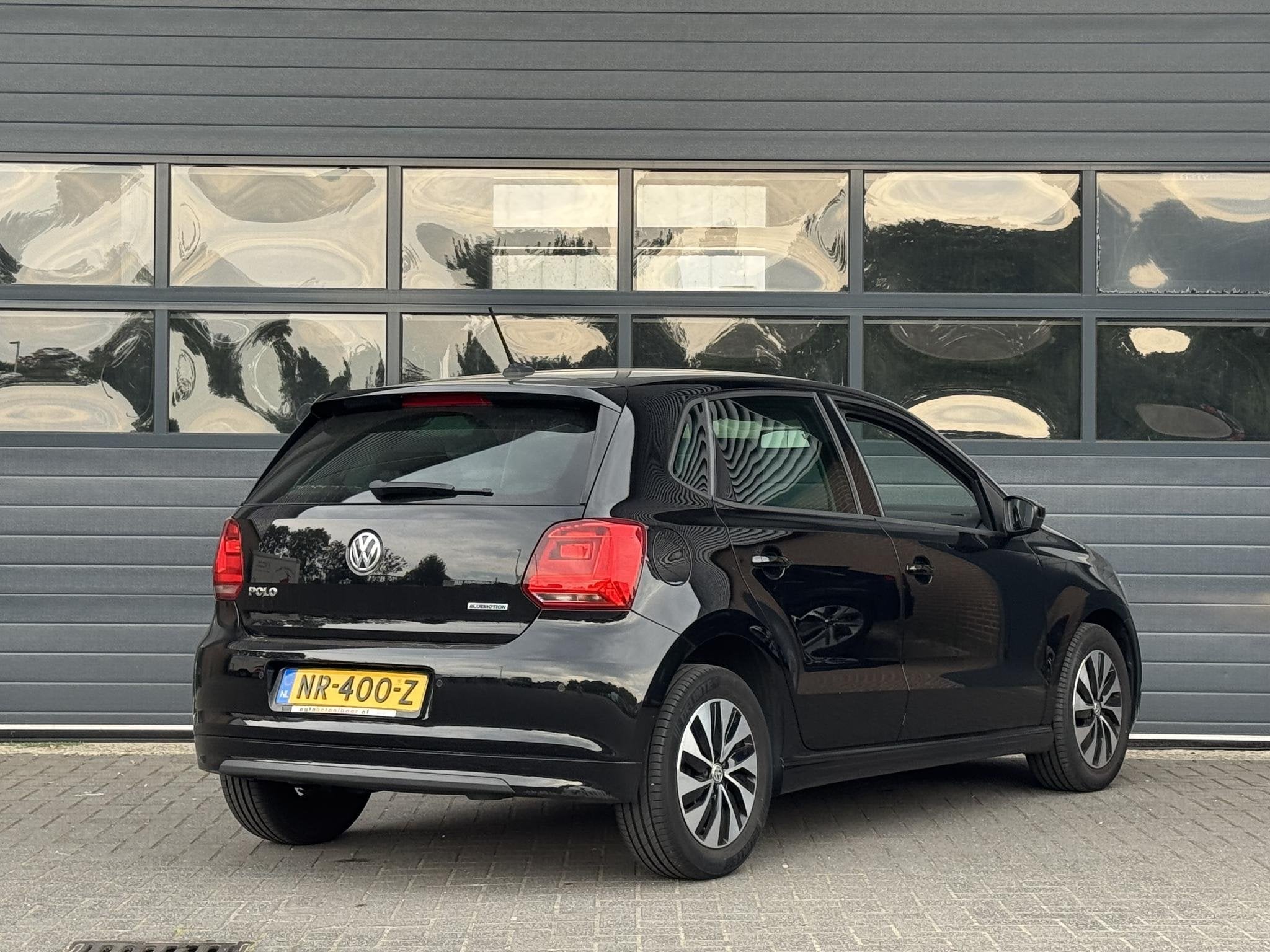 VOLKSWAGEN POLO 1.0 BLUEMOTION EDITION I 5-DEURS I CRUISE CO, Voorwielaandrijving, Stof, 95 pk, Met garantie (alle)