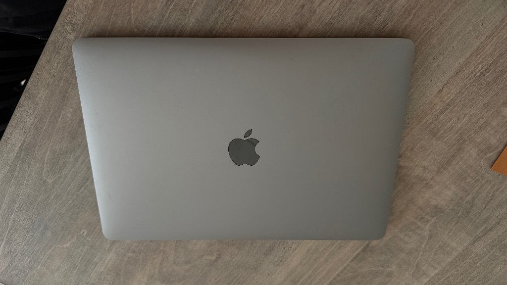 Apple MacBook Pro 13,3 inch incl. Touchbar - 500 GB HD, 2 tot 3 Ghz, Qwerty, 8 GB, 13 inch