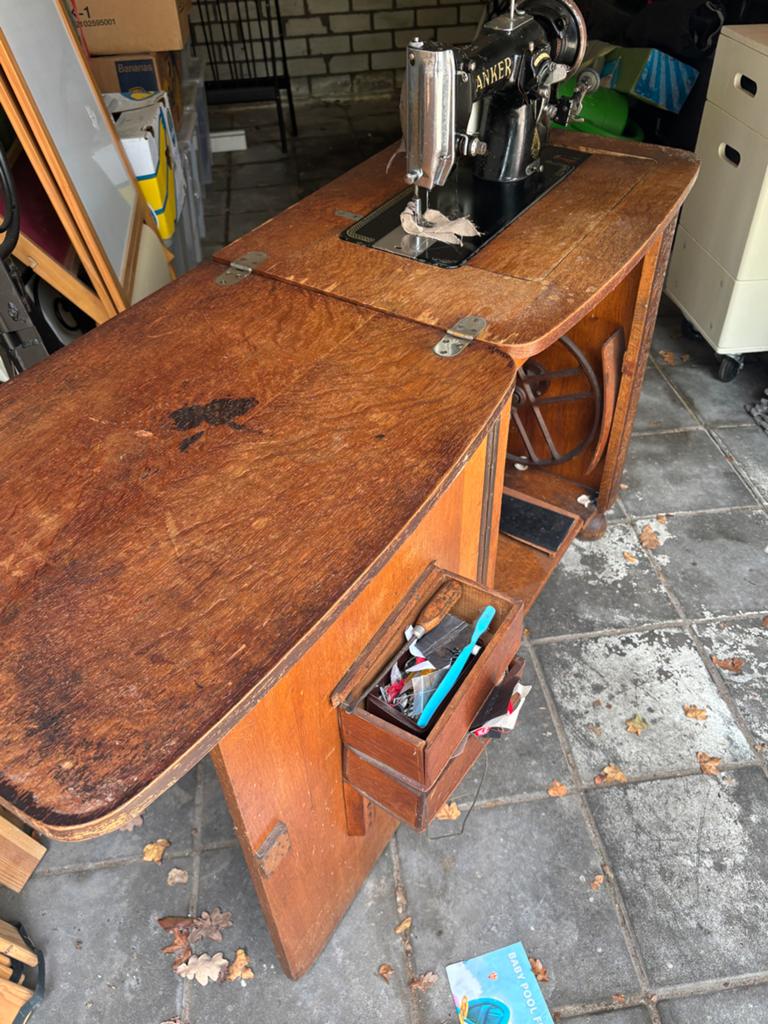 Antieke Anker Naaimachine in Houten Kast, Ophalen of Verzenden