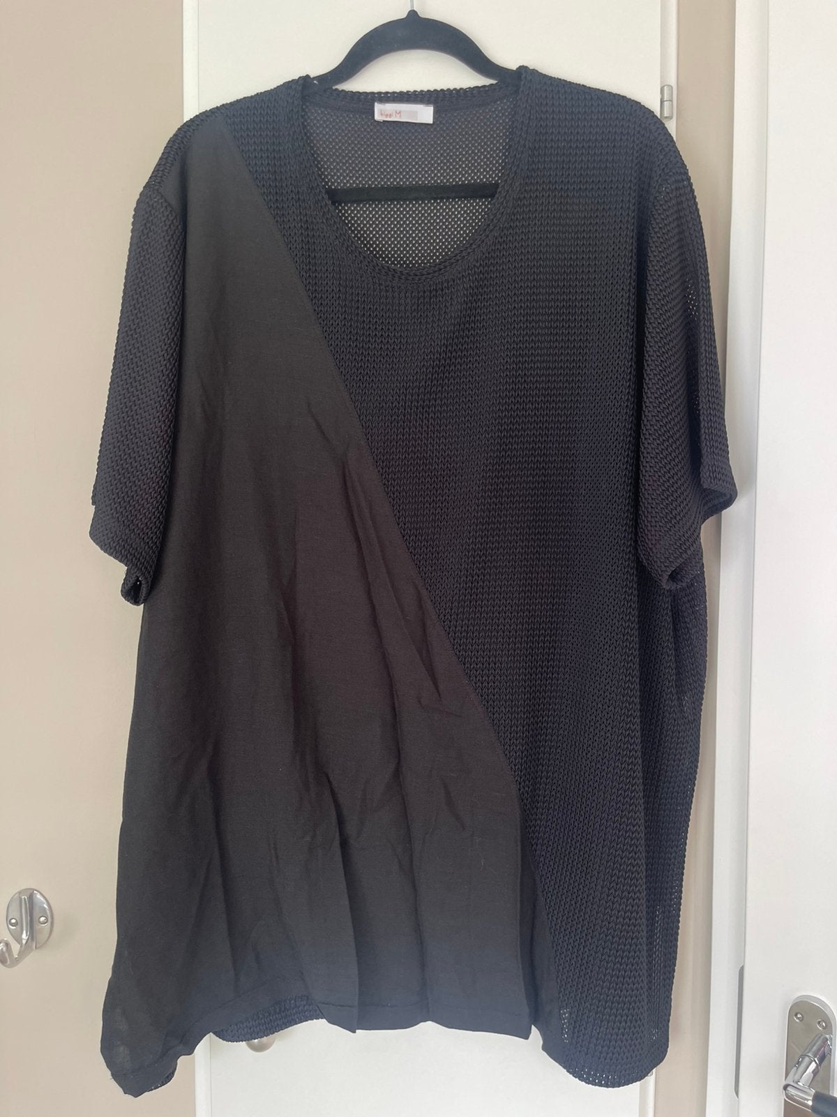 BIGGI M zwart tuniek maat 50 / 52, Ophalen of Verzenden, Zo goed als nieuw, Zwart, Blouse of Tuniek