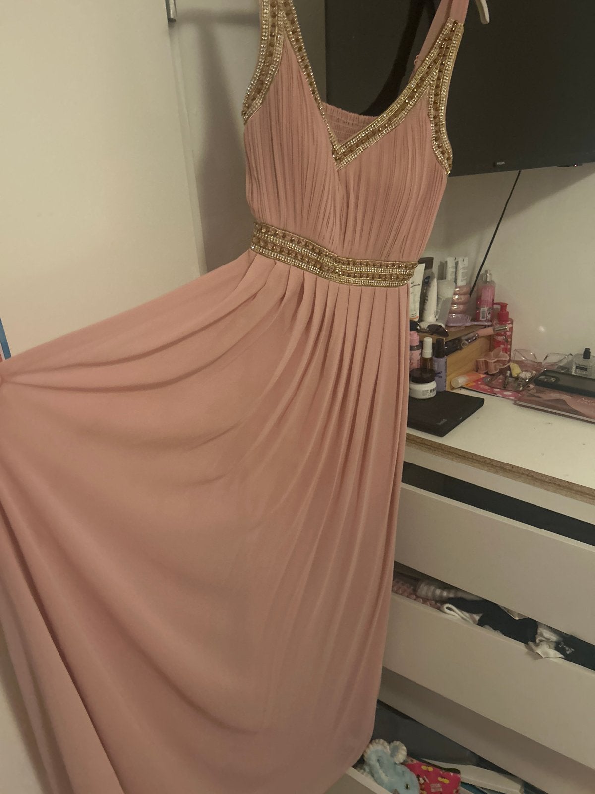 Roze galajurk met gouden details, Kleding | Dames, Jurken, Zo goed als nieuw, Roze, Onder de knie, Ophalen