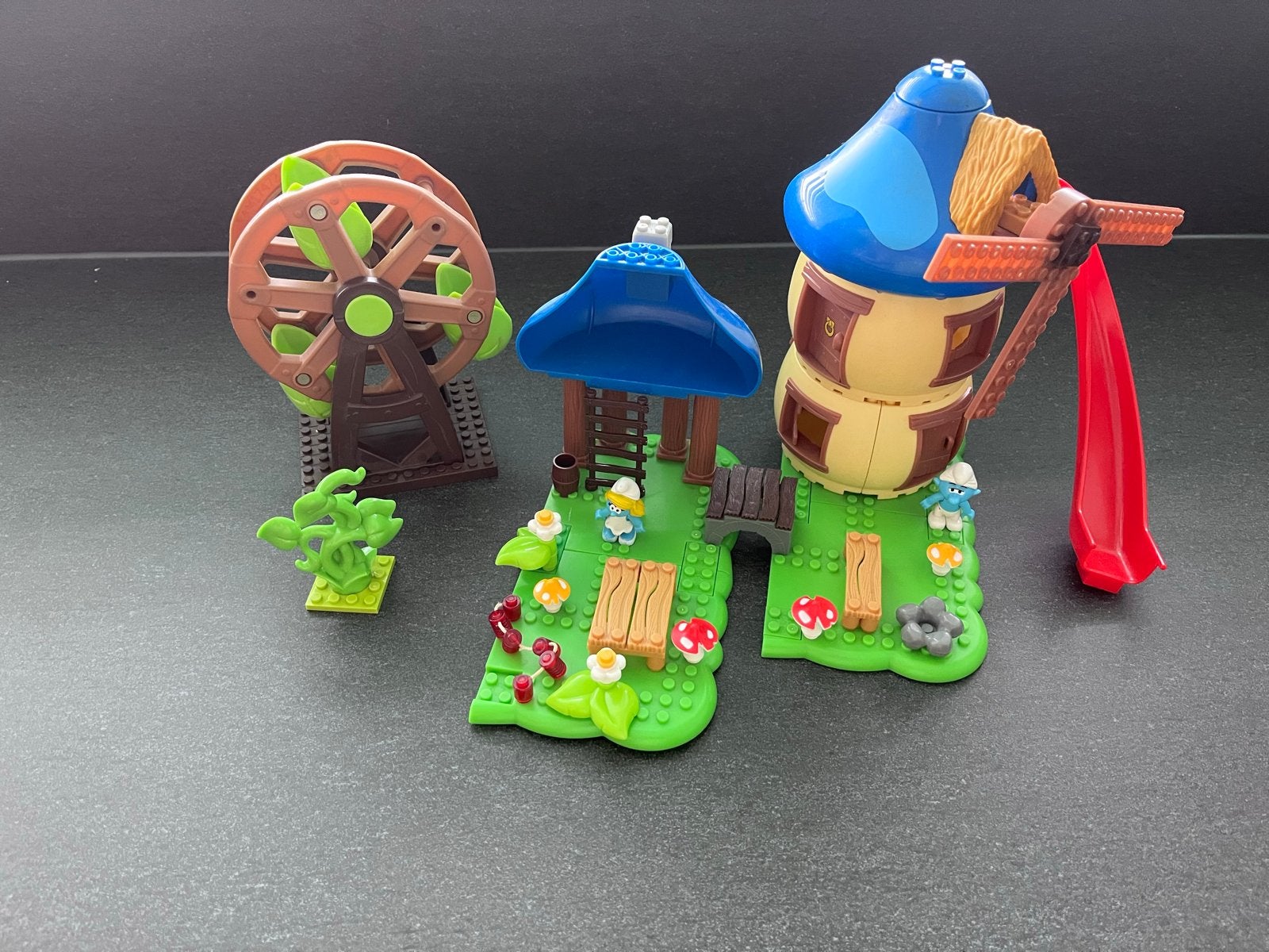 Mega Bloks Smurfen speelsets - 4 sets in één koop, Kinderen en Baby's, Speelgoed | Bouwstenen, Ophalen, Gebruikt, Megabloks