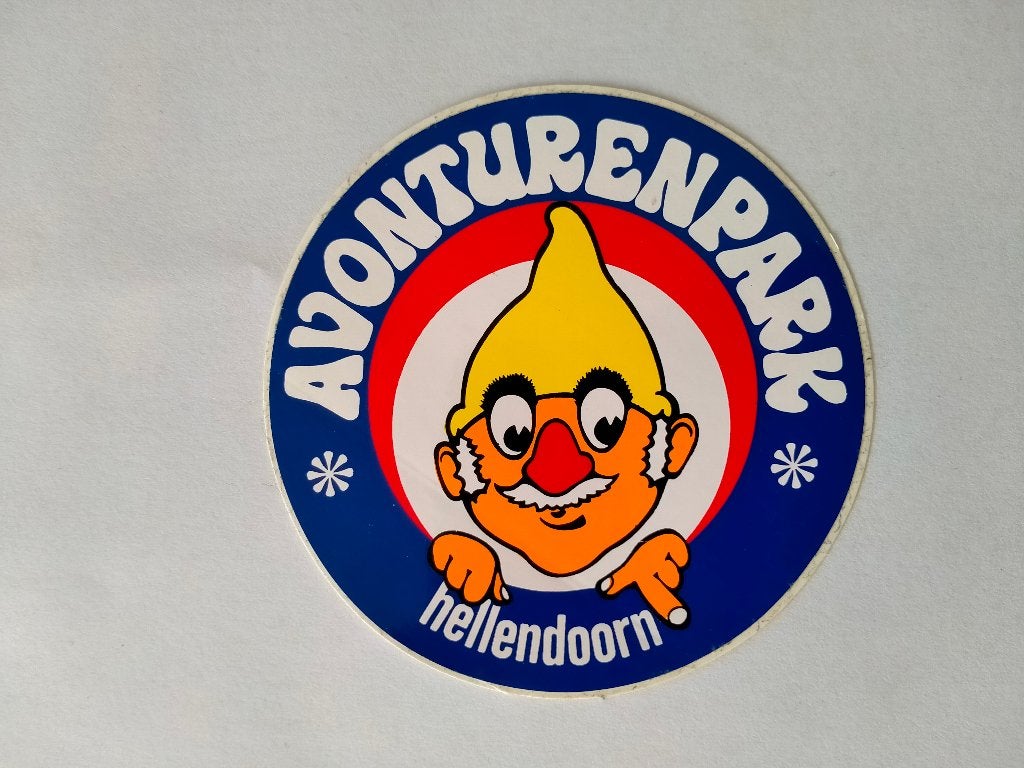 Avonturenpark Hellendoorn pretpark vintage logo sticker 8, Ophalen of Verzenden, Zo goed als nieuw, Overige typen