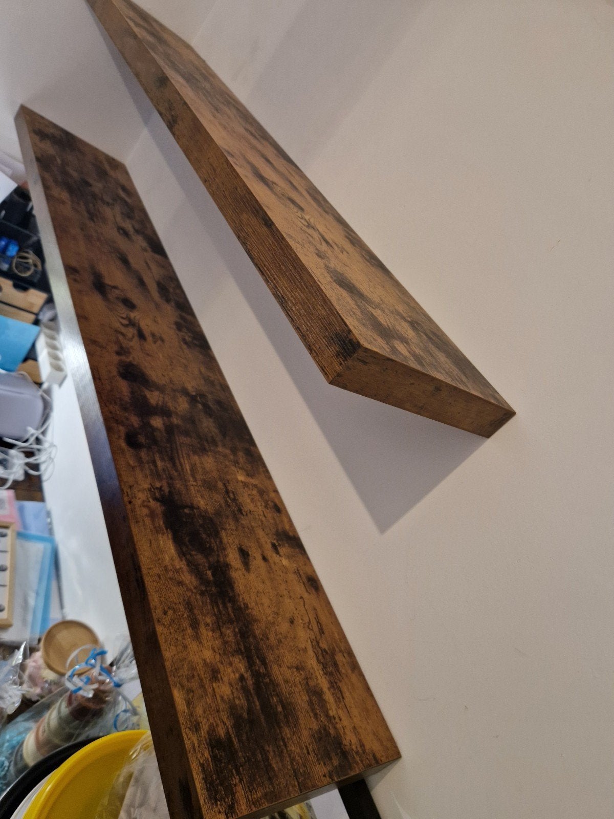 2 wandplanken / boekenplanken hout, Huis en Inrichting, Woonaccessoires | Wandplanken en Boekenplanken, Ophalen, Zo goed als nieuw