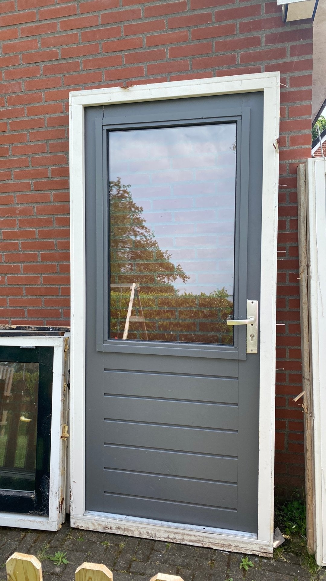 Buitendeuren en houten kozijnen van hardhout, Gebruikt, Deurkozijn, 150 tot 225 cm, Inclusief glas
