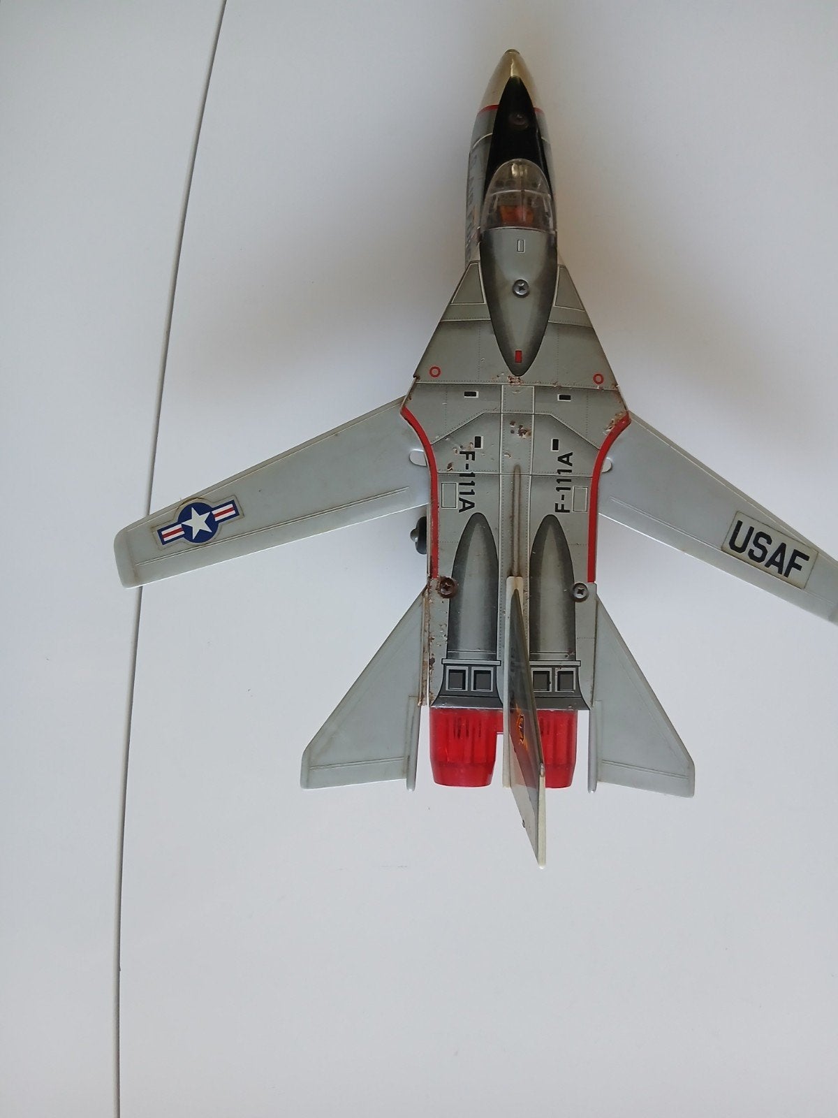 Vintage F-111A USAF Vliegtuig Model - Gemaakt in Japan, Hobby en Vrije tijd, Modelbouw | Vliegtuigen en Helikopters, Ophalen of Verzenden