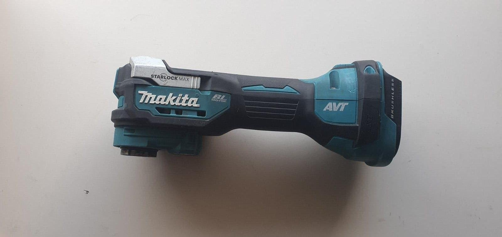 Makita DTM52 18V Li-ion accu multitool body  koolborstelloos, Ophalen of Verzenden, Gebruikt