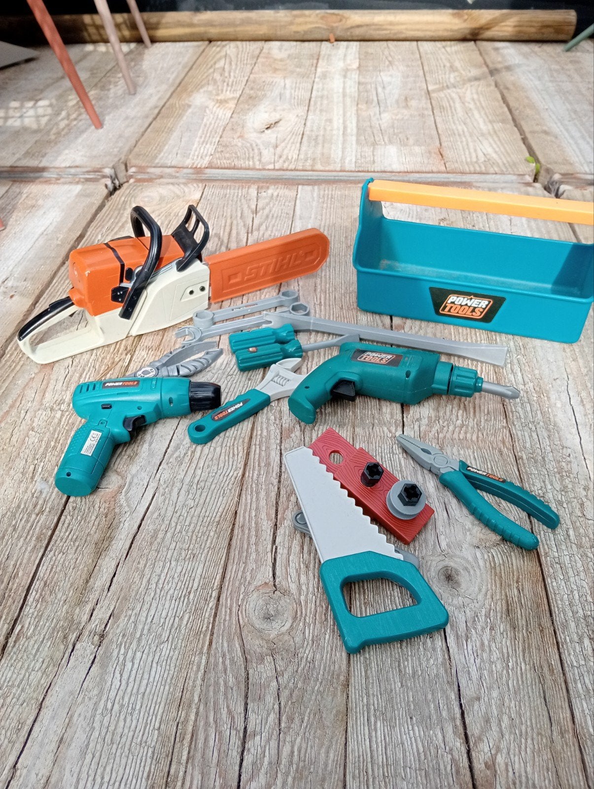 Gereedschap speelgoed set met kettingzaag en boormachine