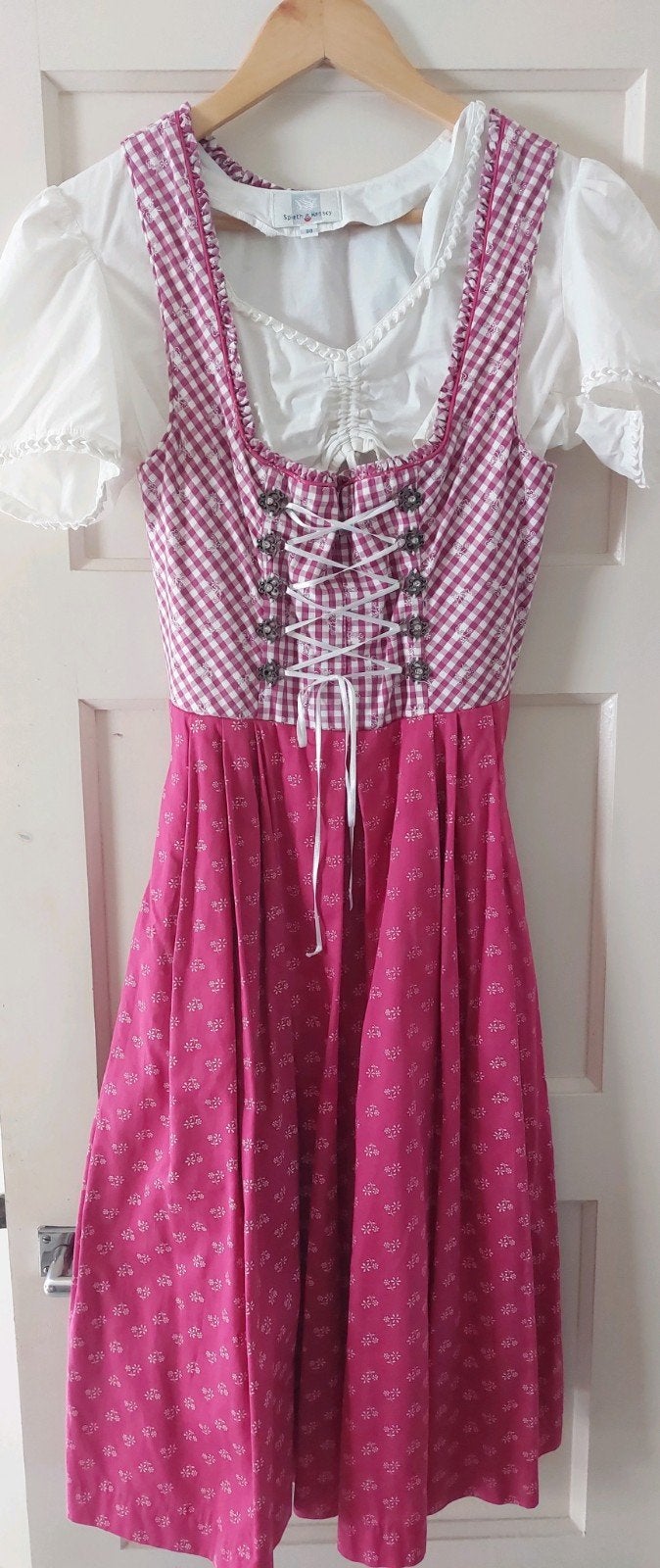 Dirndl maat 38, Ophalen of Verzenden, Zo goed als nieuw, Maat 38/40 (M), Overige thema's