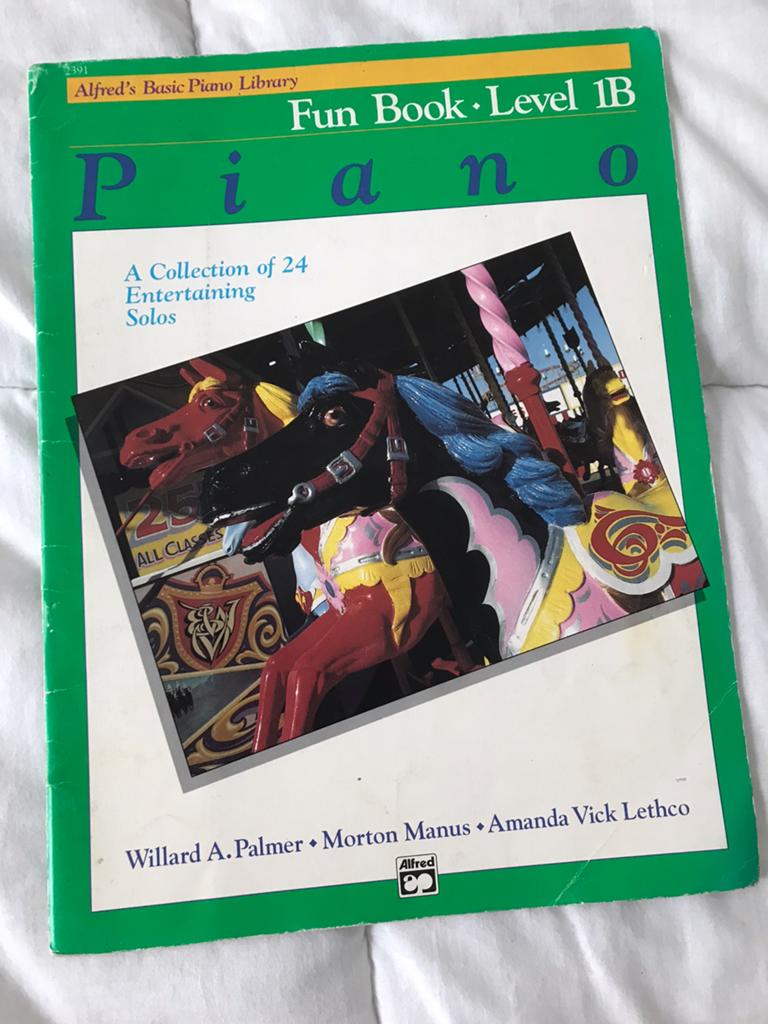 Alfreds Basic piano Library fun book level 2B, Ophalen of Verzenden, Zo goed als nieuw
