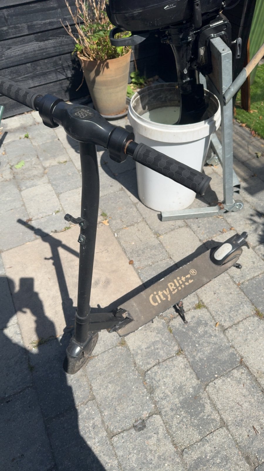 City Blitz E-step met lader - Nette staat, 20-25km bereik, Fietsen en Brommers, Steps, Gebruikt, Elektrische step (E-scooter)