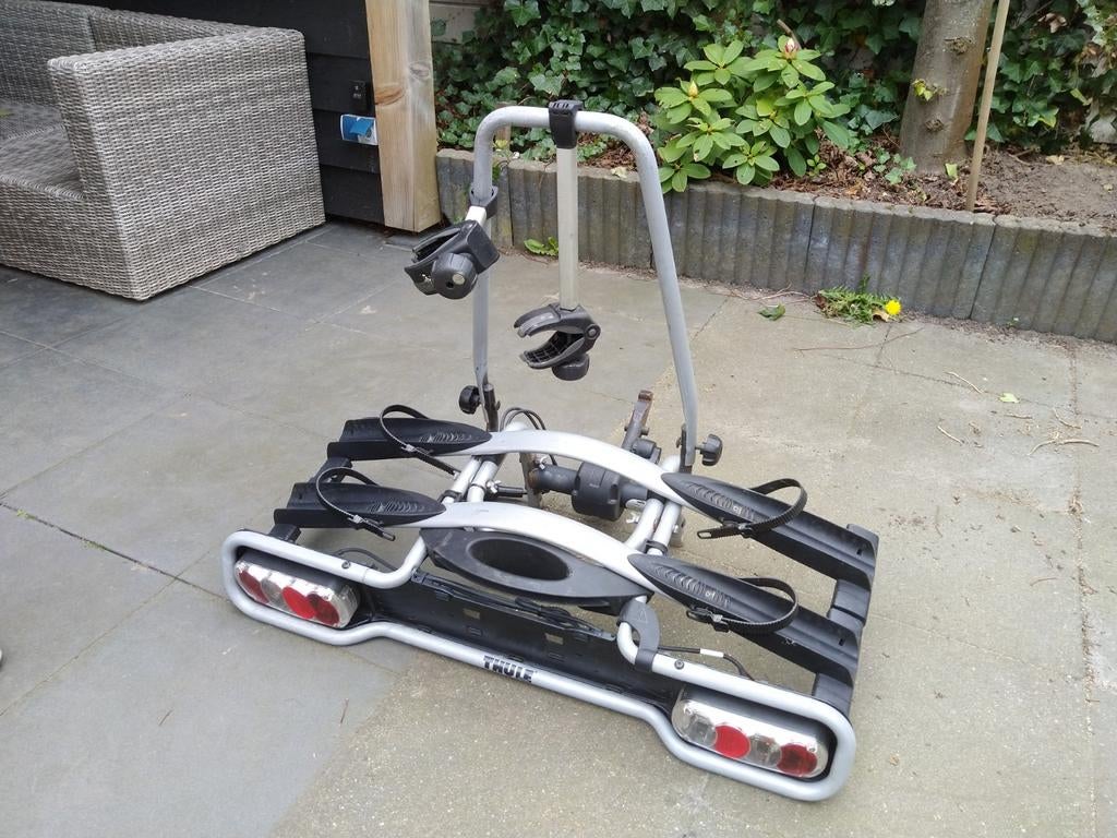 Thule Euroclick fietsendrager voor Brink trekhaak, Ophalen, 2 fietsen, Gebruikt, Trekhaakdrager