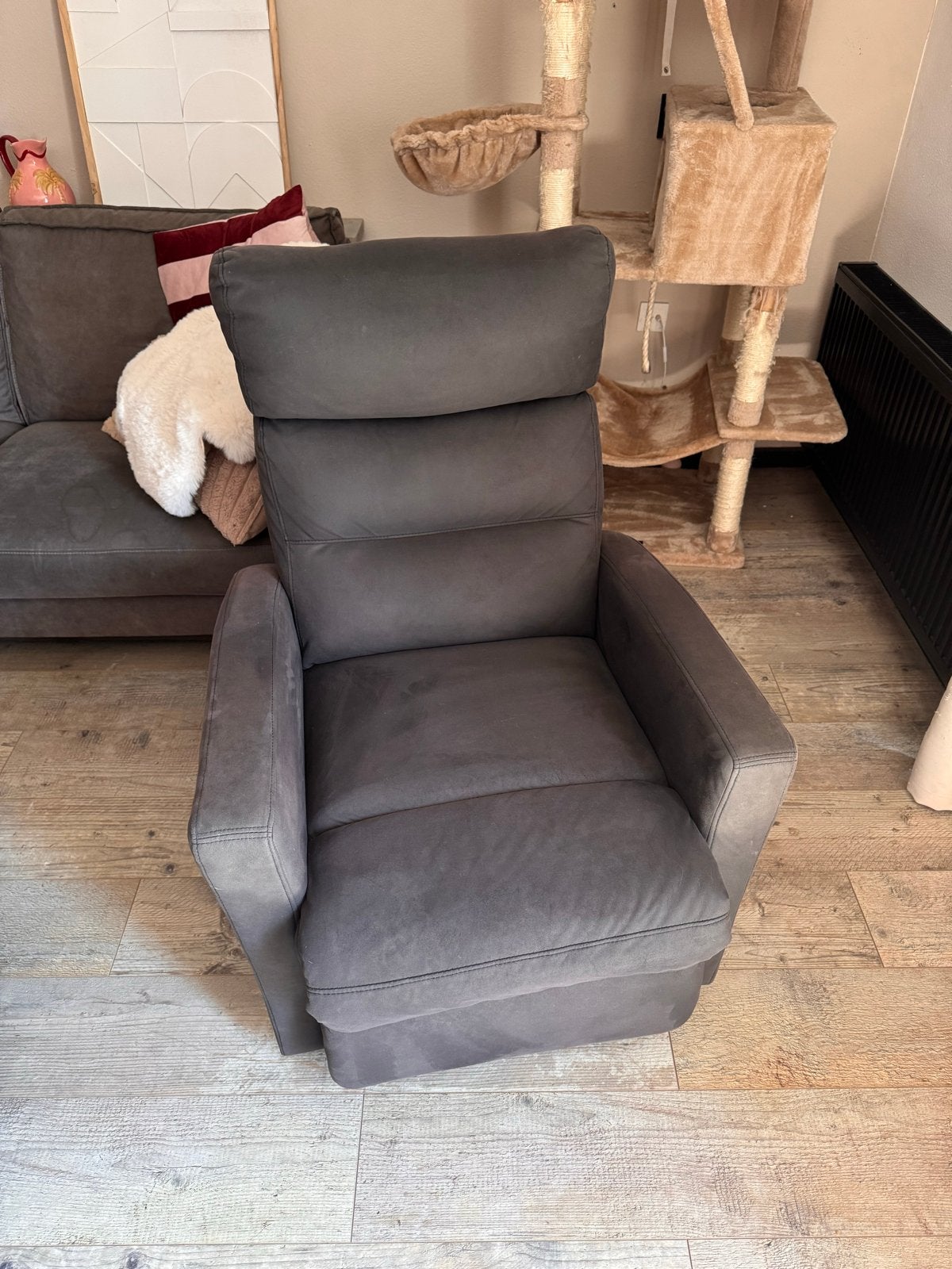 Comfortabele grijze relaxfauteuil met verstelbare rugleuning, Ophalen, Gebruikt, 75 tot 100 cm, Stof