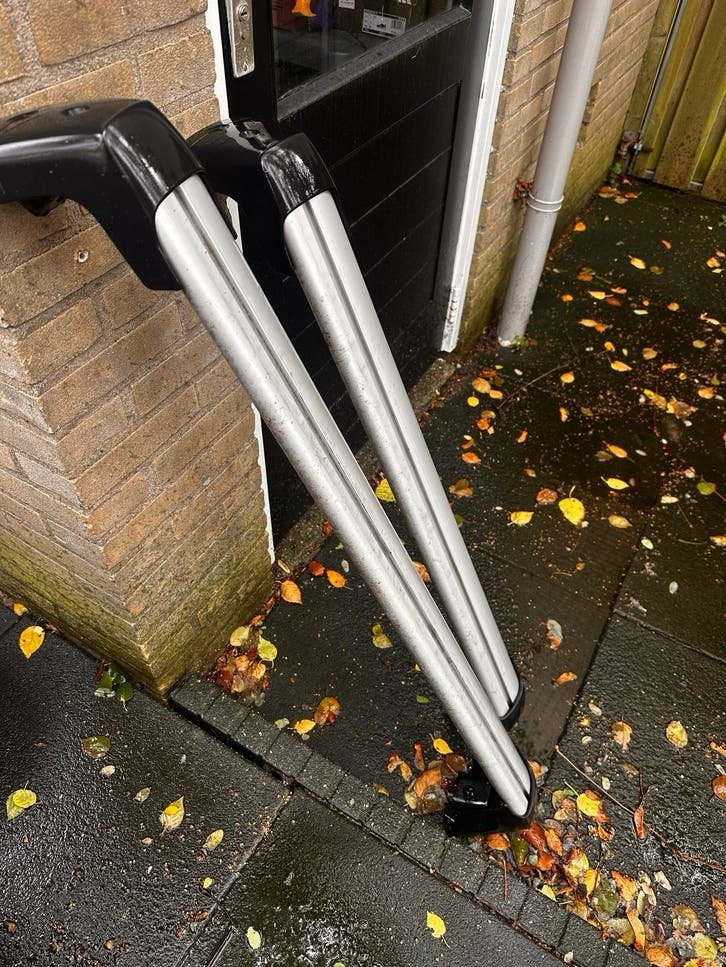 Gebruikte dakkoffer met dakdragers, Ophalen of Verzenden, Gebruikt