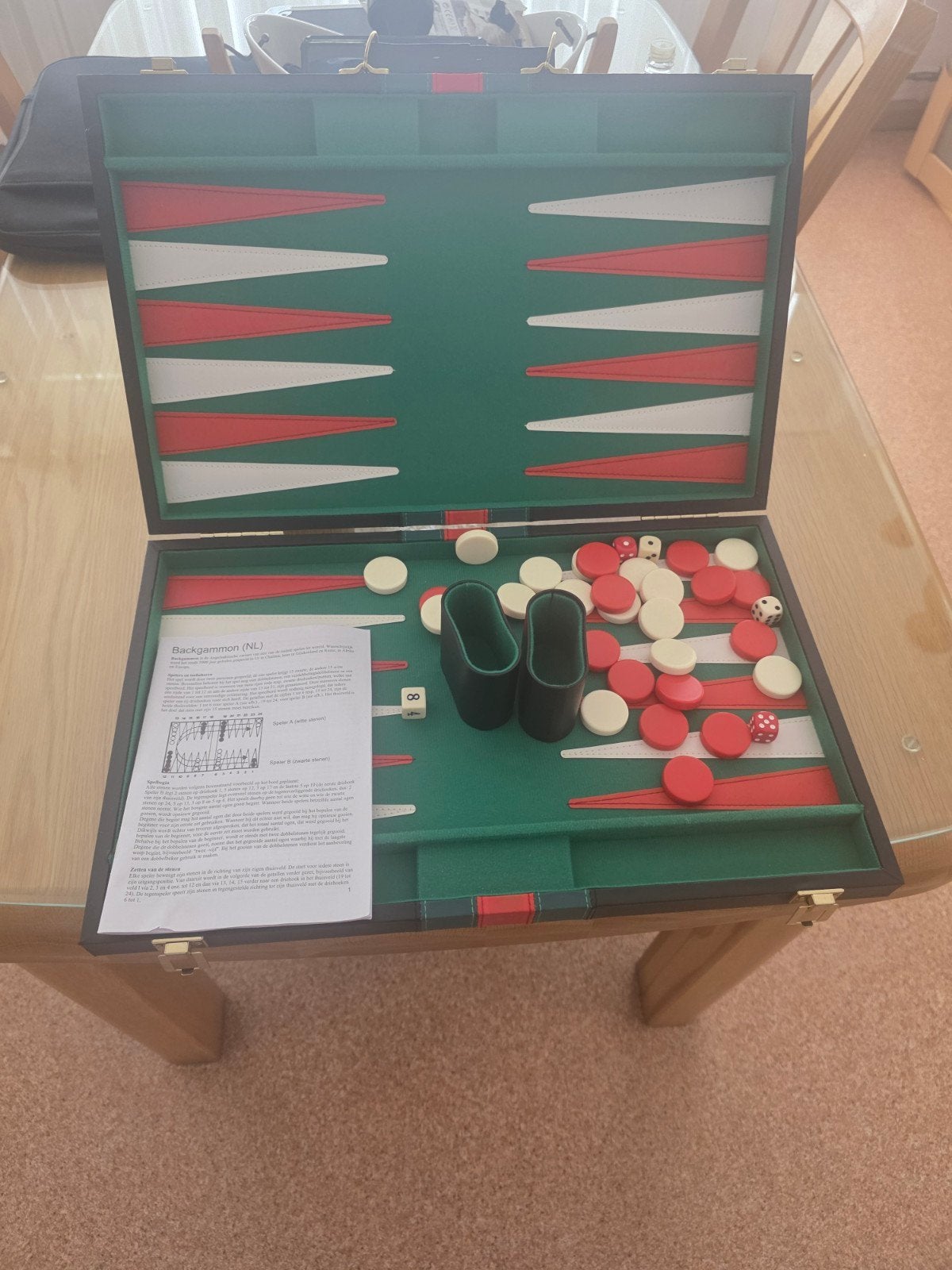 GUCCI ITALIAN LEATHER CASED BACKGAMMON GAME, Hobby en Vrije tijd, Gezelschapsspellen | Overige, Ophalen of Verzenden, Zo goed als nieuw