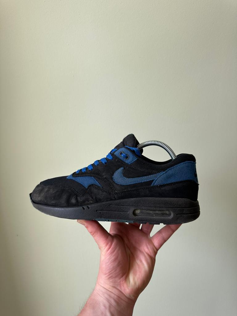 Nike Air Max 1 Black Blue / 42, Blauw, Ophalen of Verzenden, Sneakers of Gympen, Gedragen