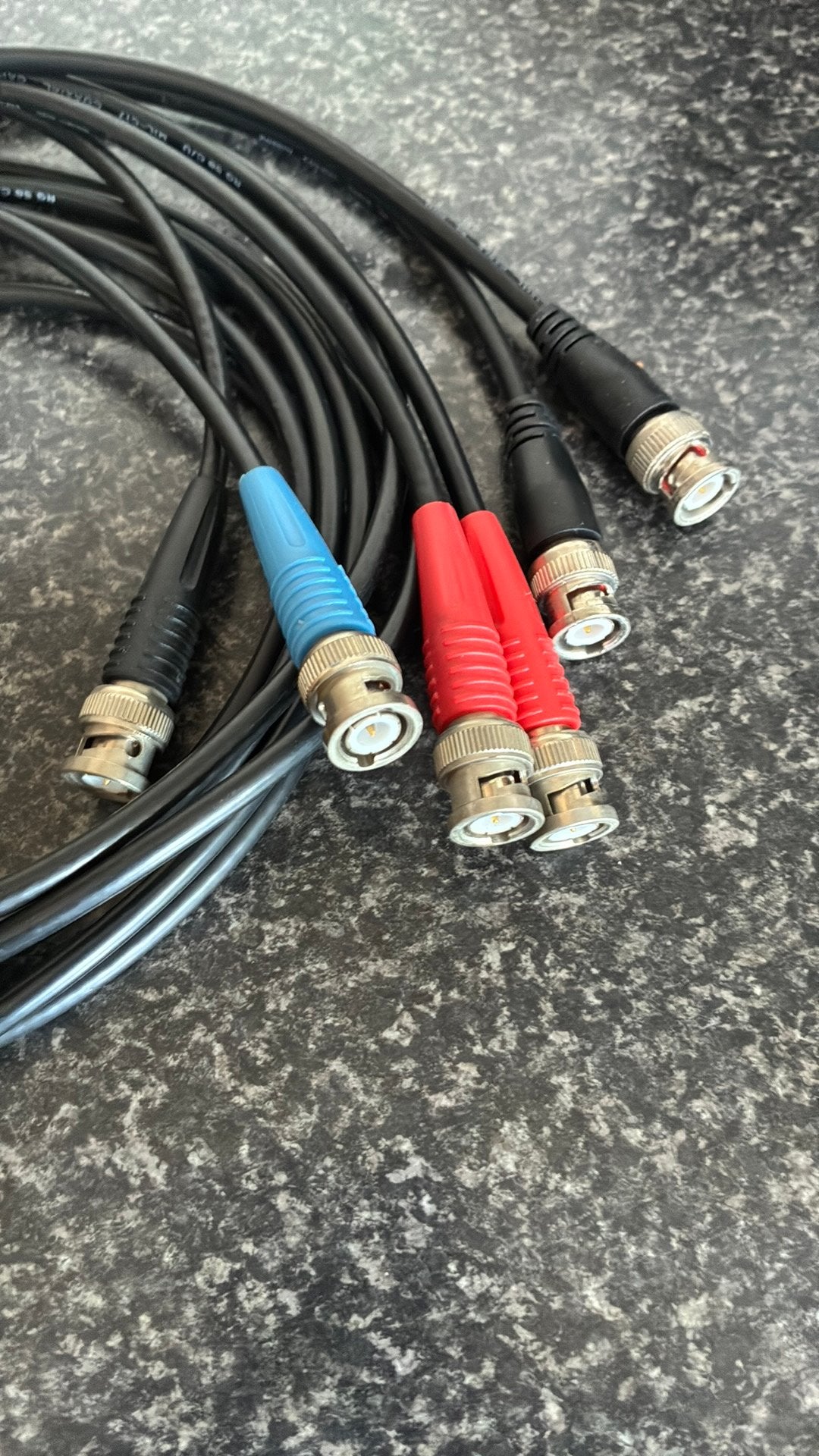 6 x bnc tussenkabel 1 meter lengte, Ophalen of Verzenden, Zo goed als nieuw