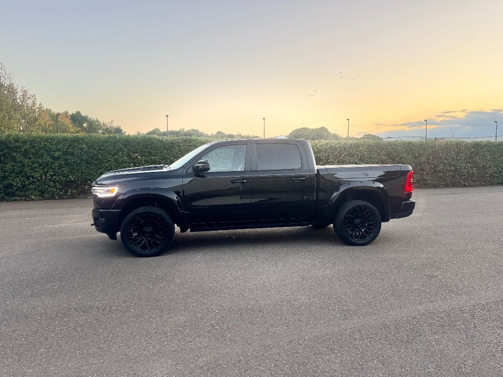 RAM 1500 Limited H.O. 540PK 3.0 MY2025, Auto's, Automaat, 7200 kg, Parkeerassistent, Leder en Stof