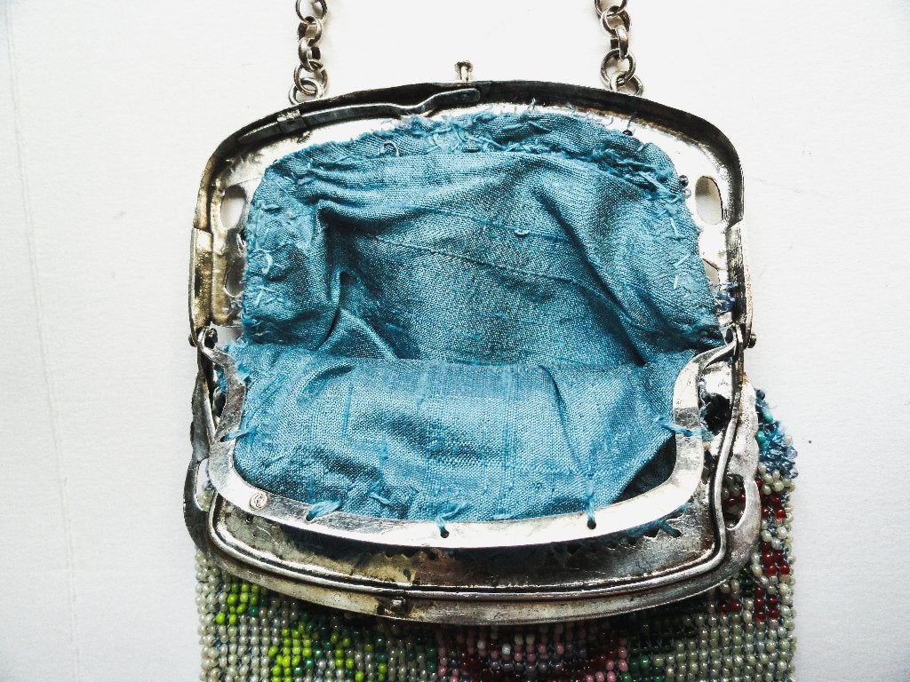 antiek kralenbeursje met zilveren beugel, Antiek en Kunst, Ophalen of Verzenden, Dames