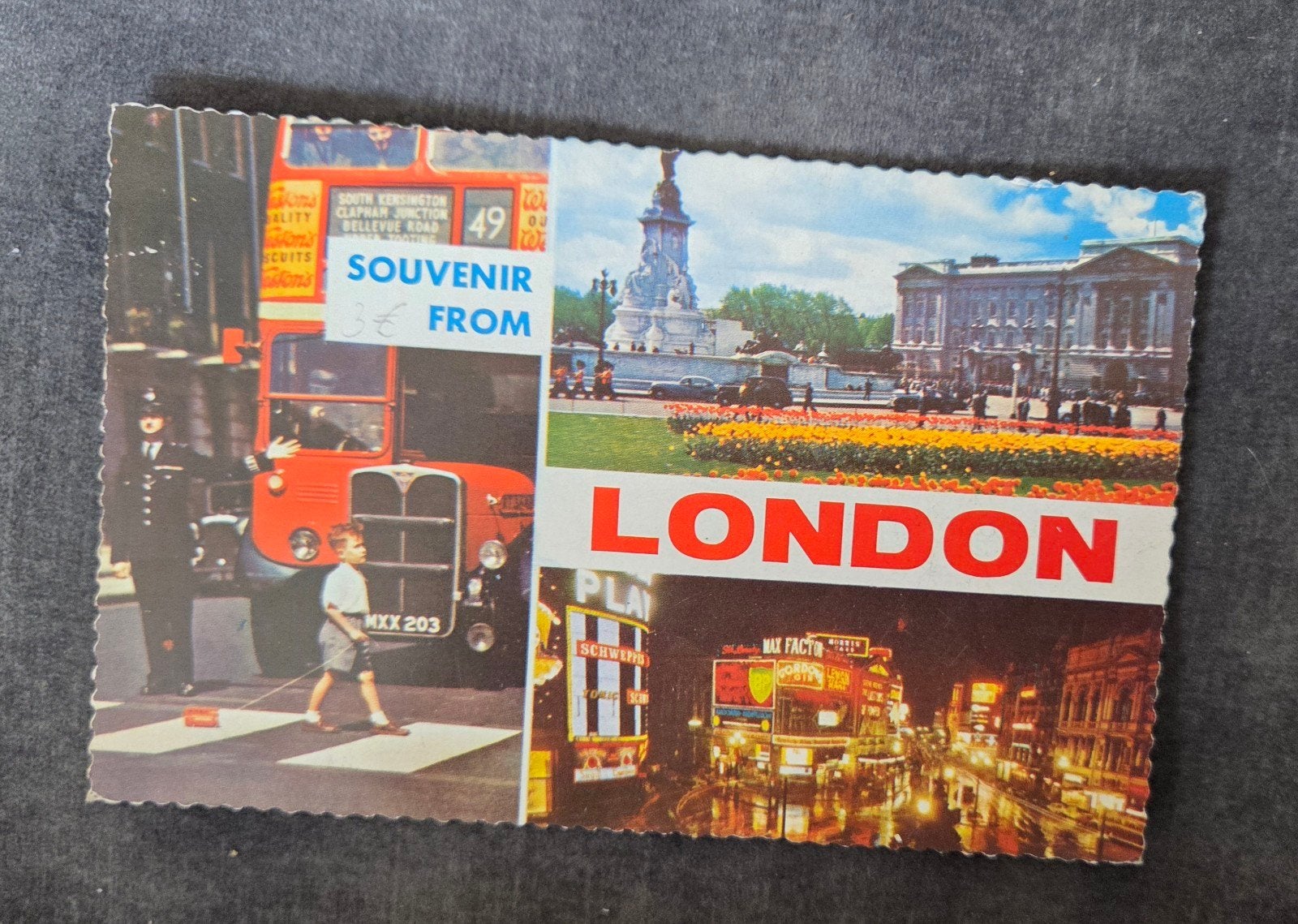 Ansichtkaart Londen - Buckingham Palace, Piccadilly Circus, Ophalen of Verzenden, 1960 tot 1980, Gelopen, Engeland