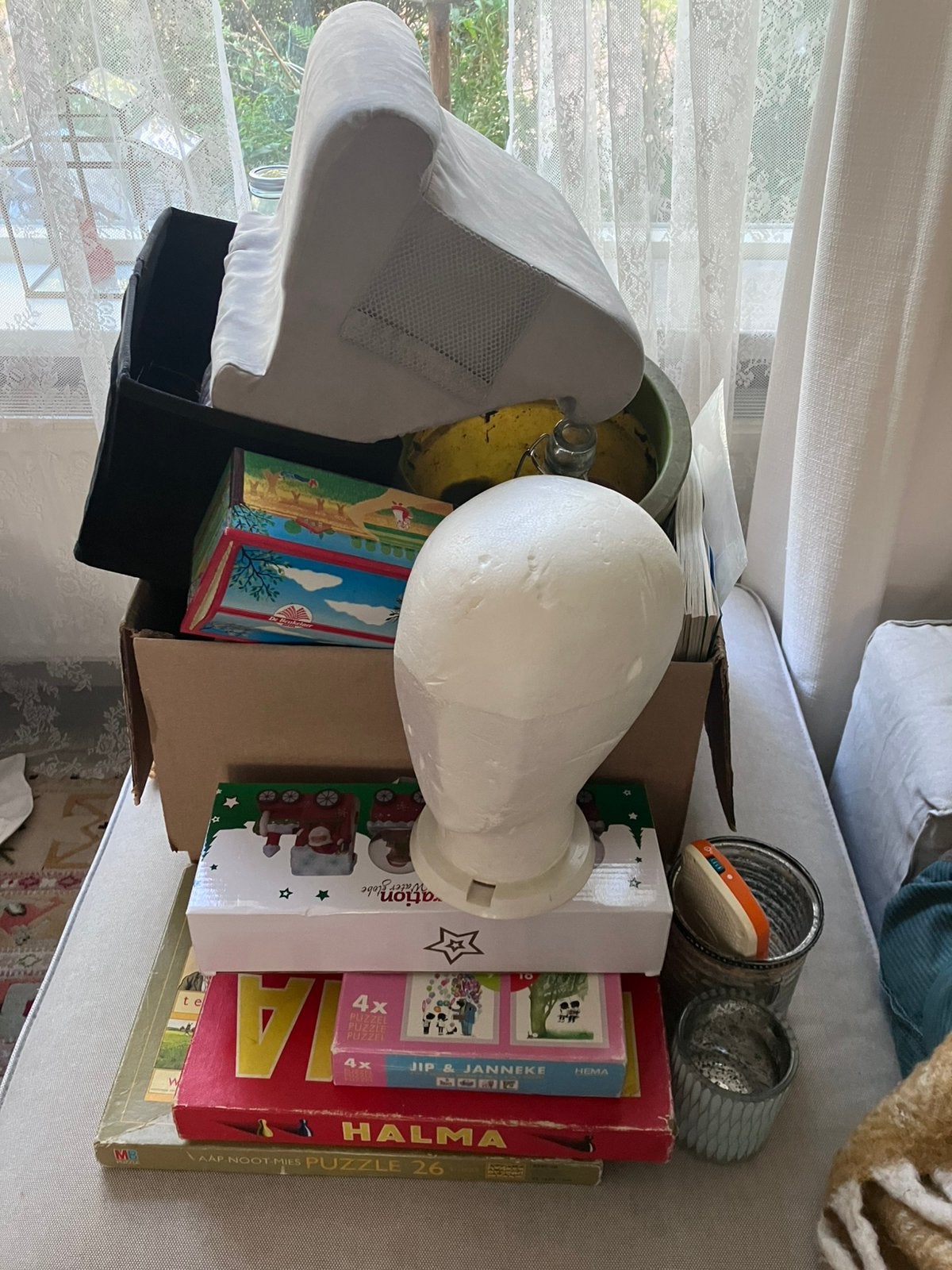 2 dozen met rommelmarktspulletjes, Diversen, Ophalen, Zo goed als nieuw