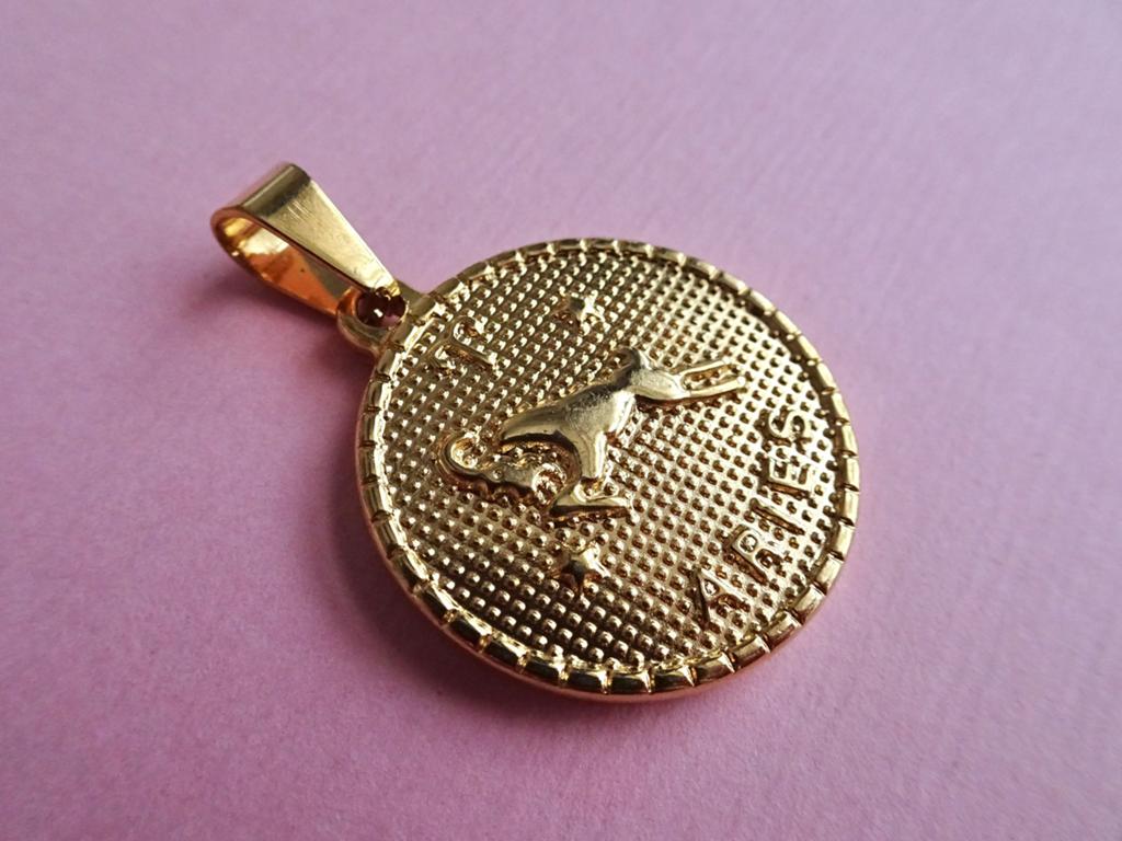 jwg Vintage 60s Ram unisex sterrenbeeld hanger goud verguld, Sieraden, Tassen en Uiterlijk, Antieke sieraden, Hanger, Overige materialen