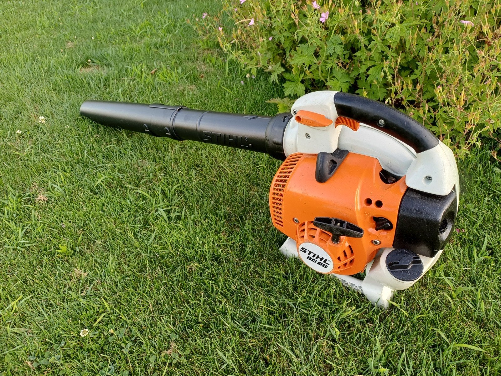 Stihl BG86 Handgedragen Bladblazer - Krachtig en Betrouwbaar, Tuin en Terras, Bladblazers, Gebruikt, Handgedragen, Ophalen of Verzenden