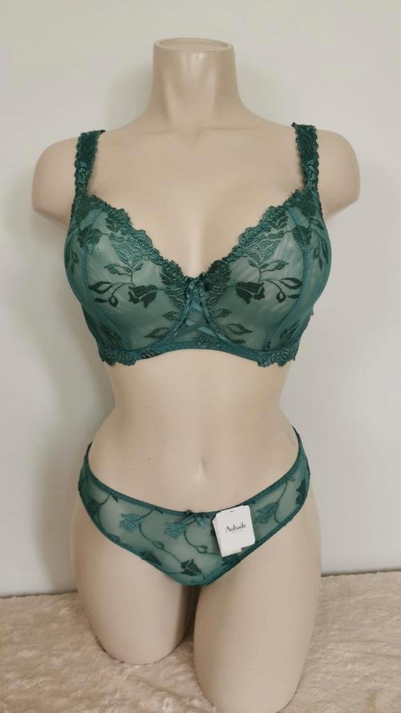Nieuw aubade bh 75f ?45
slip 38 ?17.50
Setprijs ?55, ., Ophalen of Verzenden, BH, .