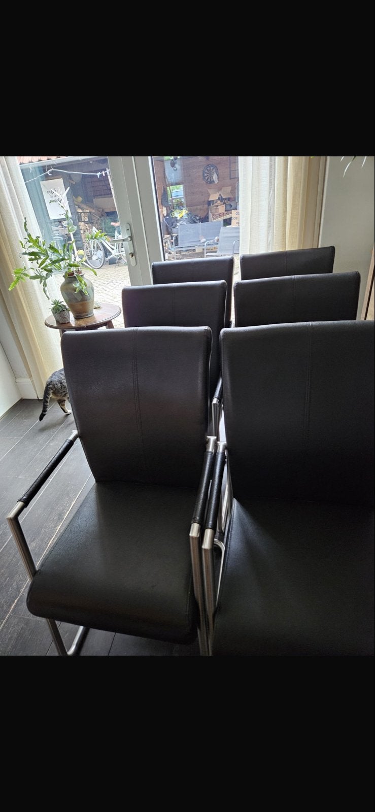 6 Zwarte Eetkamerstoelen met Armleuningen, Huis en Inrichting, Ophalen, Gebruikt, Zwart, Leer