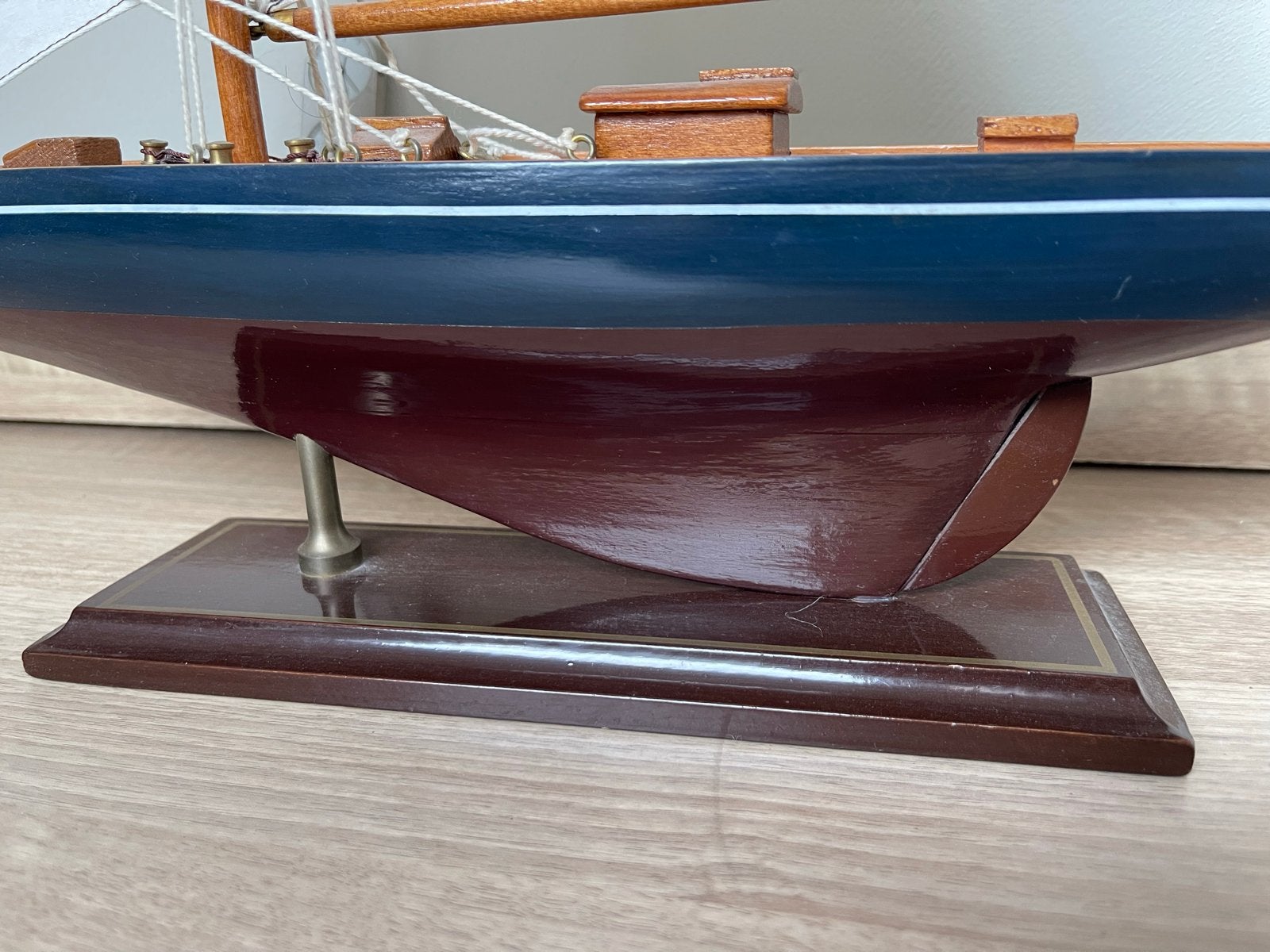 Prachtig gedetailleerd zeilboot model, 60 cm hoog, Hobby en Vrije tijd, Modelbouw | Boten en Schepen, Ophalen, Zo goed als nieuw