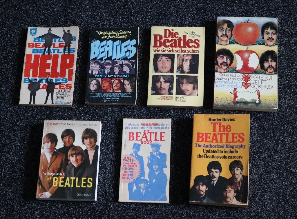 Beatles 7 boeken, o.a. “Help”, Gelezen, Artiest, Diverse auteurs, Ophalen of Verzenden