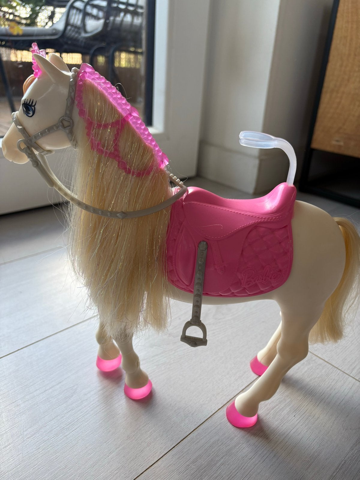 Barbie Dansend Paard met Muziek, Geluid en Licht, Kinderen en Baby's, Speelgoed | Poppen, Ophalen of Verzenden, Zo goed als nieuw