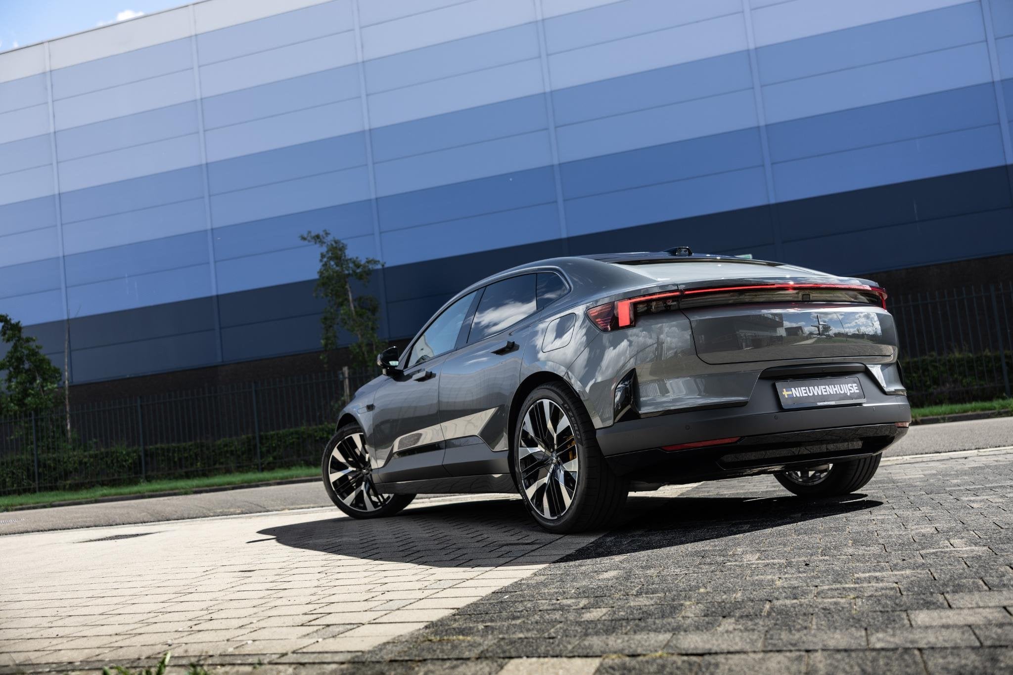 Polestar 4 Long Range Dual Motor Performance Prime 100 kWh M, Auto's, Vierwielaandrijving, 2330 kg, SUV of Terreinwagen, Automatische klimaatregeling