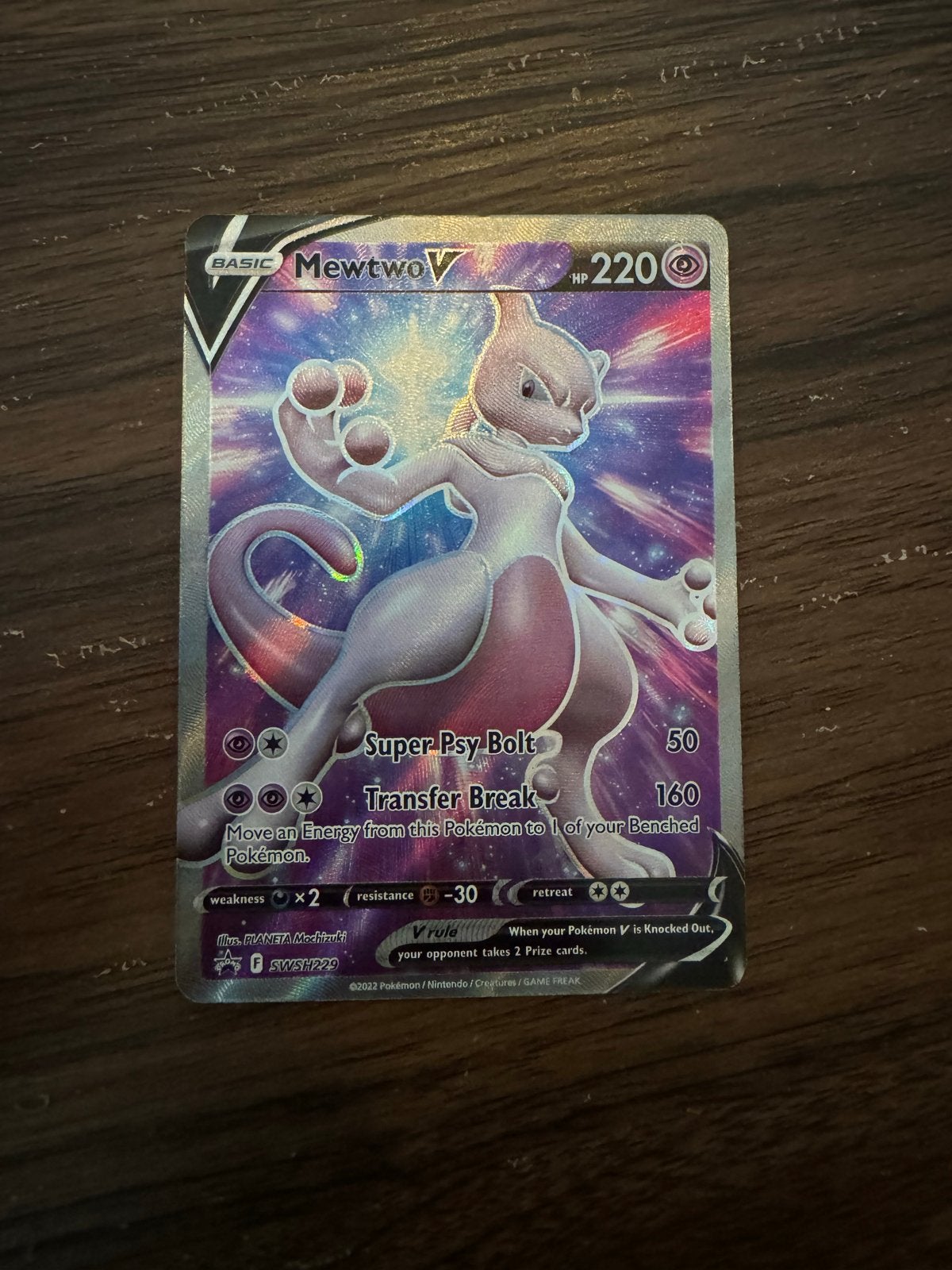 Mewtwo V SWSH229 Promo Pokémon Kaart, Ophalen of Verzenden, Zo goed als nieuw, Losse kaart, Foil