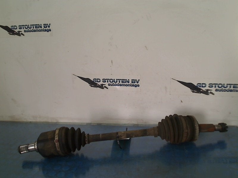 Aandrijfas Links Voor Kia Sportage (JE) (2004-09/2010-11), Info@kia.de, Kia Deutschland GmbH, Gebruikt, Theodor-Heuss-Allee 11, Frankfurt am Main 60486, , Duitsland