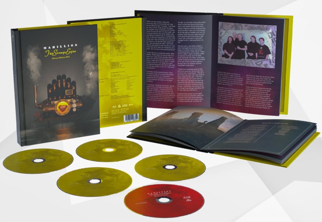 4Cd+BRDvd Marillion This Strange Engine Deluxe NIEUW, Boxset, Ophalen of Verzenden, Nieuw in verpakking, Progressive Rock