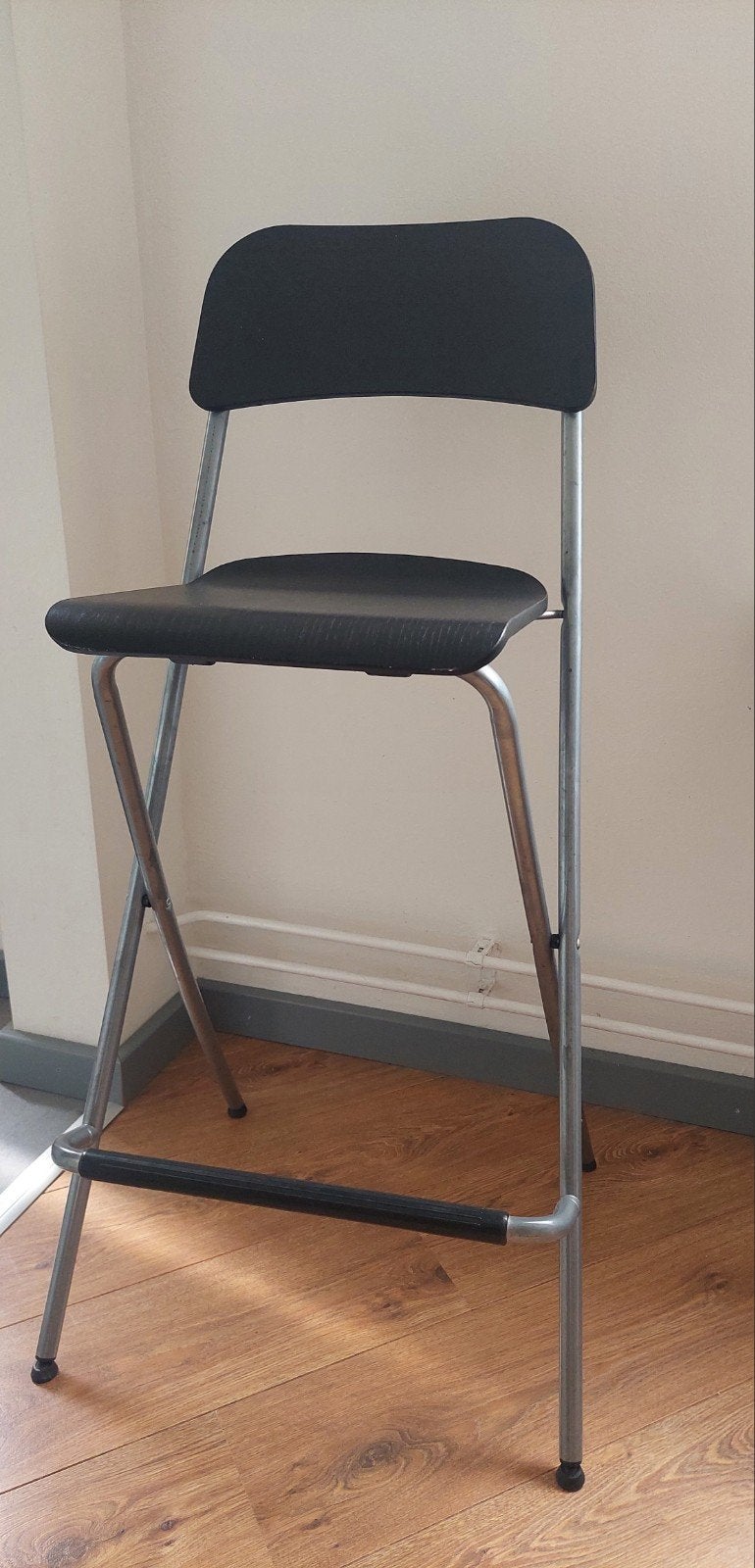 2x Ikea Franklin barkruk, opvouwbaar, zwart/zilver, Huis en Inrichting, Barkrukken, Ophalen, Gebruikt, Met voetsteun, Metaal
