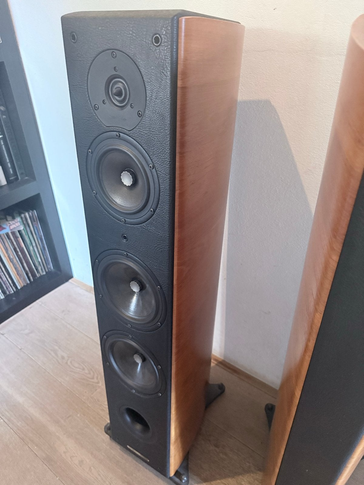 Sonus Faber Grand Piano Domus – Set (Teak) + Originele Dozen, Audio, Tv en Foto, Luidsprekers, Vloerstaande luidspreker, Zo goed als nieuw