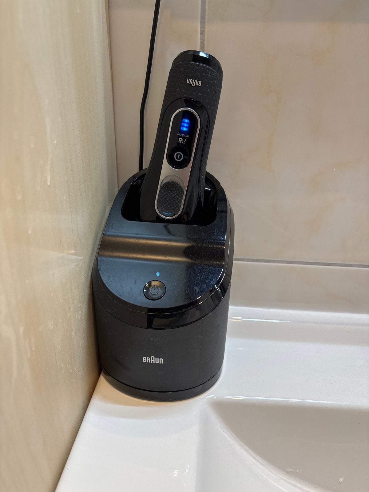 Braun Series S5 Wet&Dry Scheerapparaat met Cleanstation, Ophalen of Verzenden, Zo goed als nieuw, Scheren en Epileren