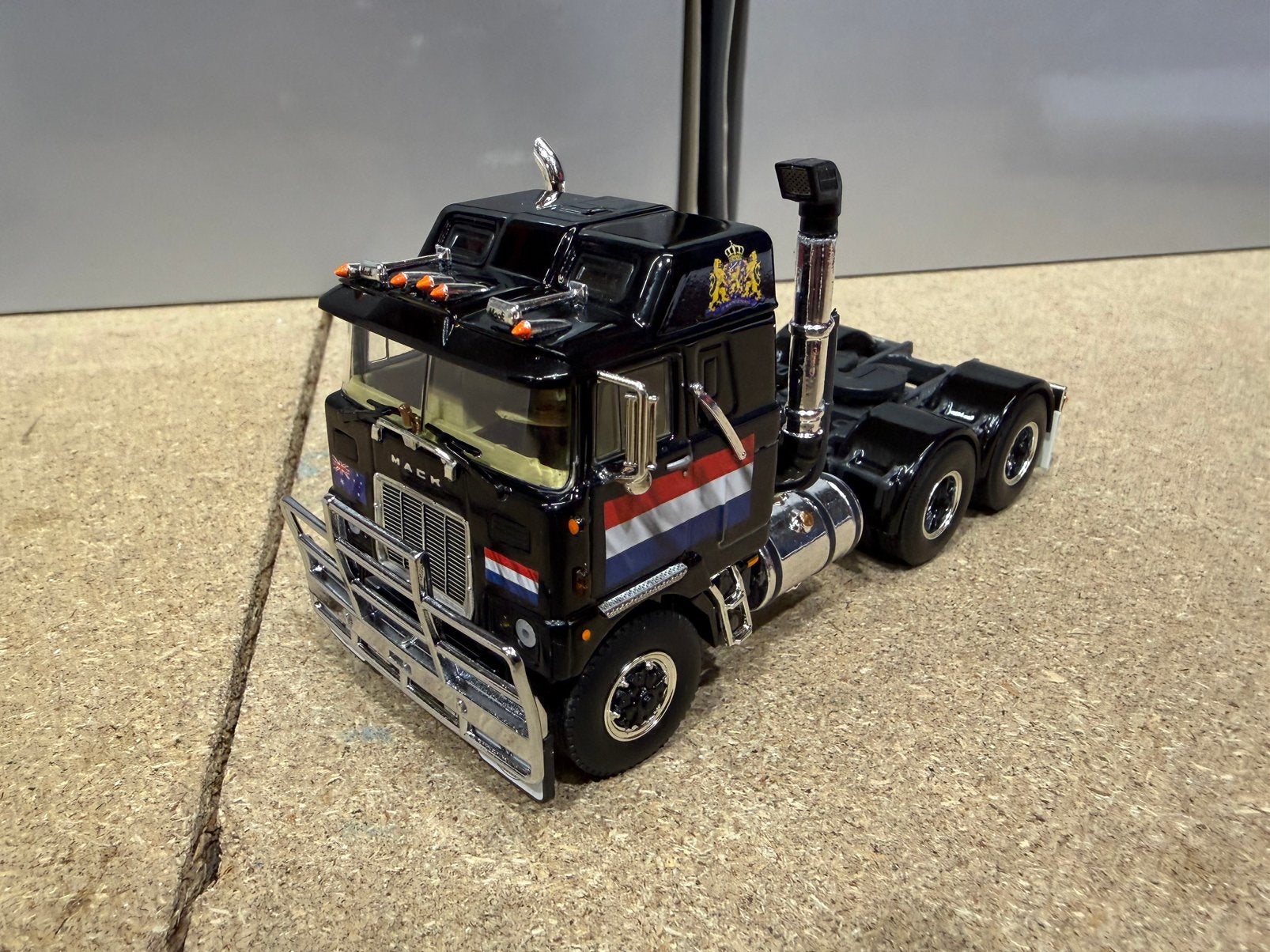 WSI MACK F700  6x2 PREMIUMLINE, Ophalen of Verzenden, Zo goed als nieuw, Bus of Vrachtwagen, Wsi