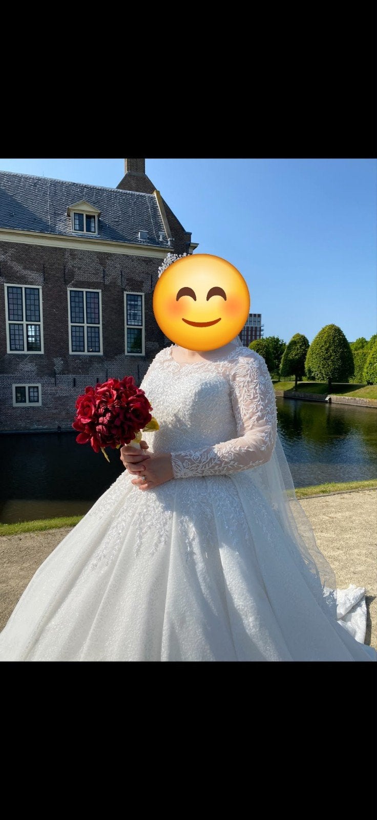 Prachtige trouwjurk met sluier en tiara, Ophalen, Zo goed als nieuw, Wit, Trouwjurk